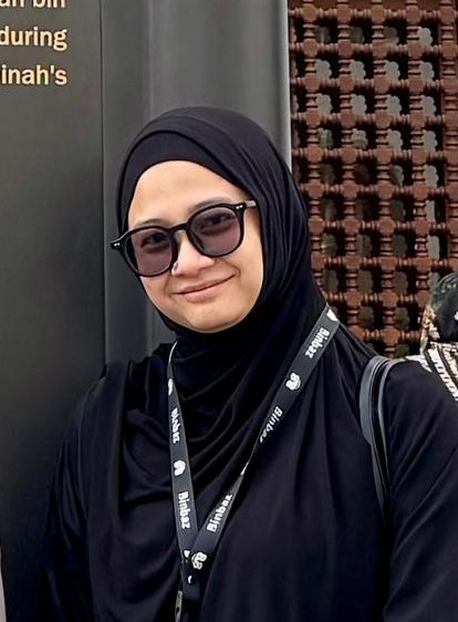 Nadia Amalia, S.I.Kom, M.A.P.